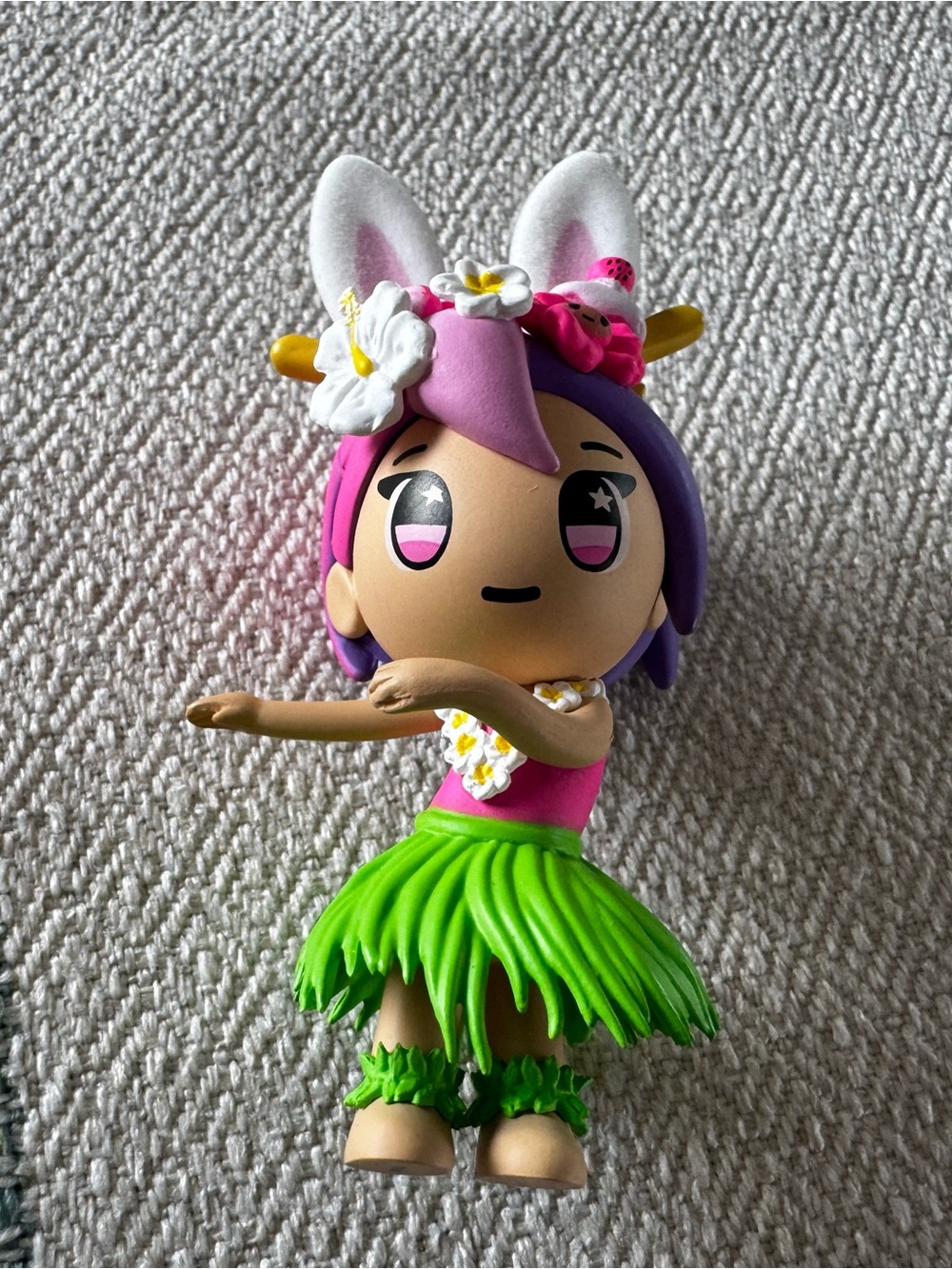 Tokidoki Pink & Purple Hula Daisy Girl Vinyl Figure